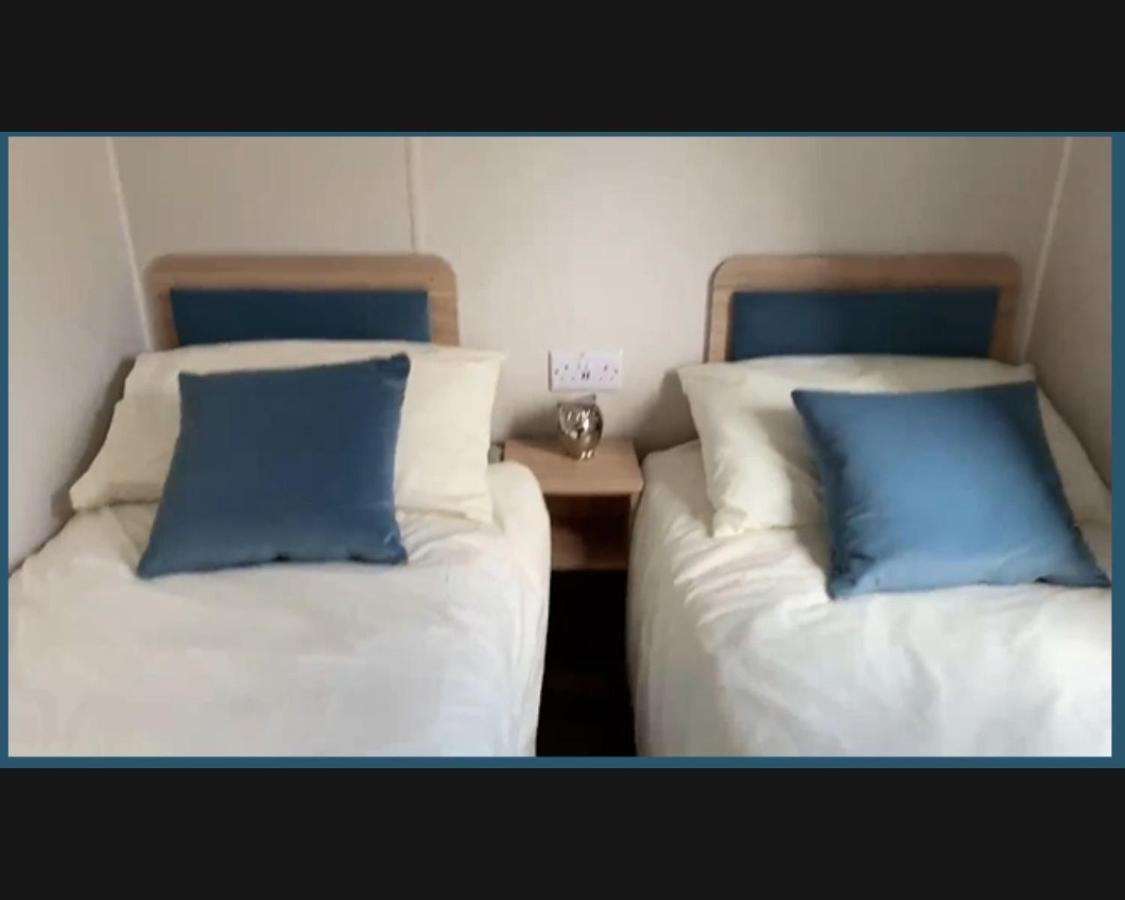 Exotic 3-Bed Caravan At Newquay Holiday Park Villa ภายนอก รูปภาพ