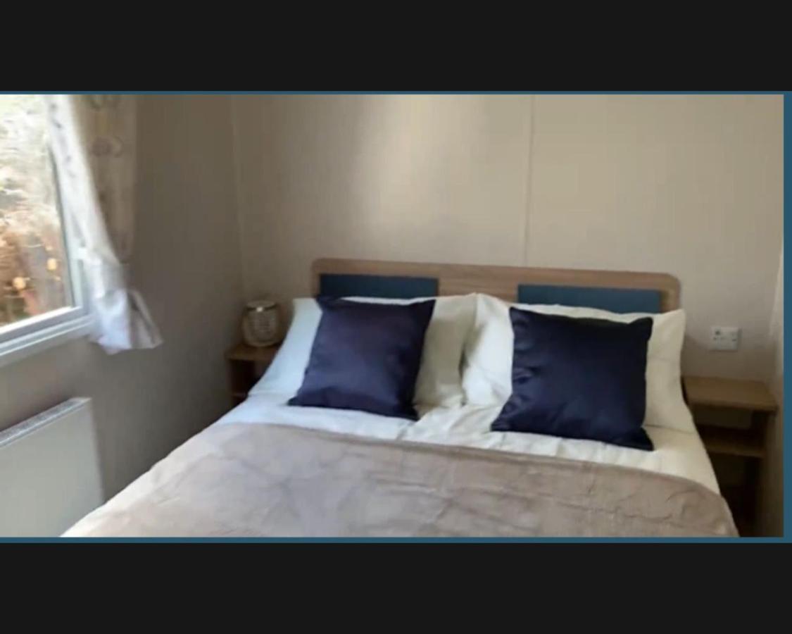 Exotic 3-Bed Caravan At Newquay Holiday Park Villa ภายนอก รูปภาพ